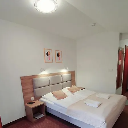 Family Pod Swierkami Centrum Miasta! 公寓 斯克拉斯卡波伦巴