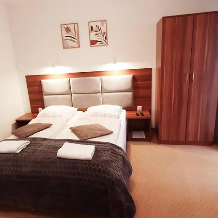 公寓 Family Pod Swierkami Centrum Miasta!